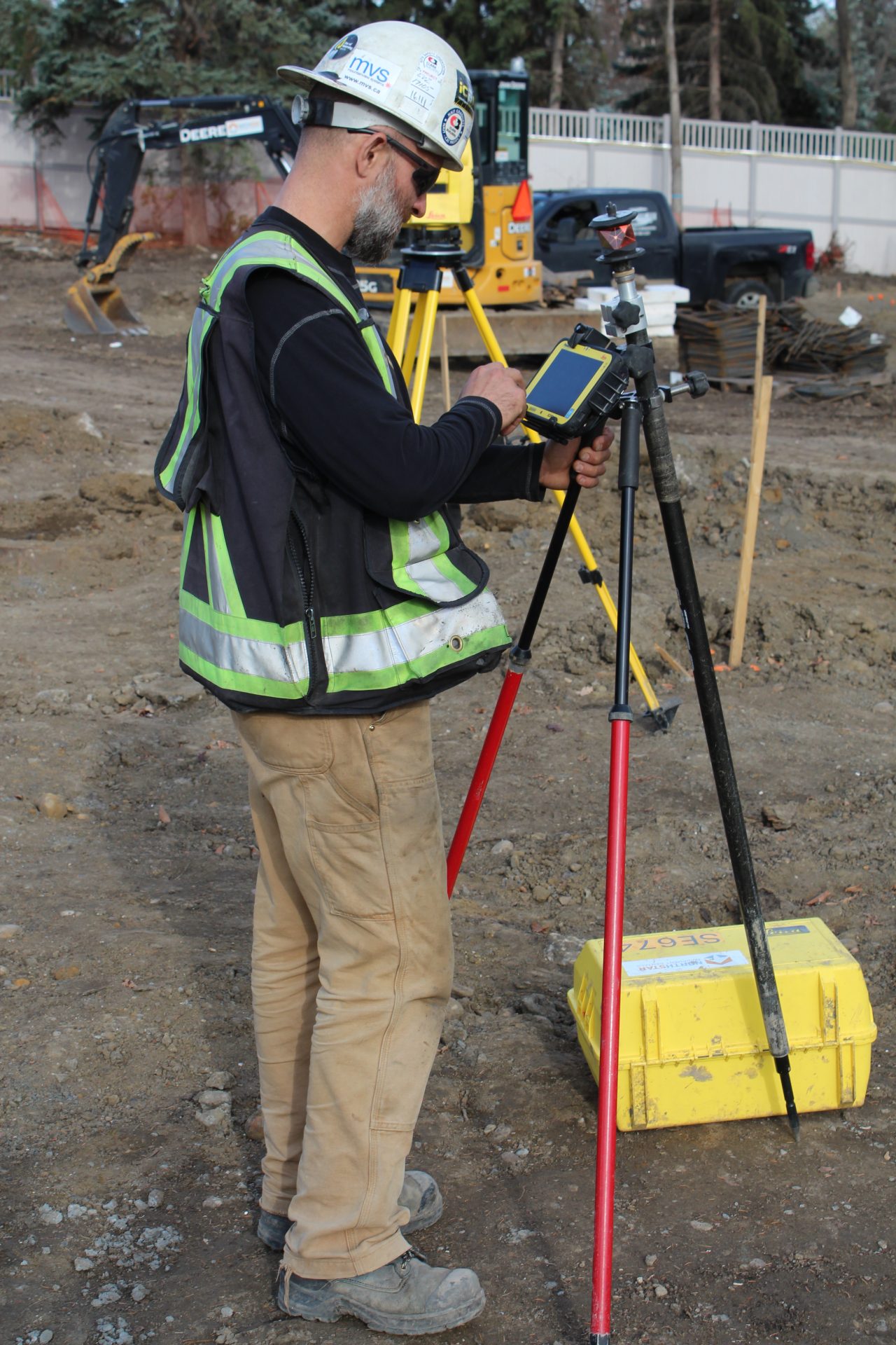 Clark Builders’ Secret to Fast, Accurate Layout Hexagon Leica